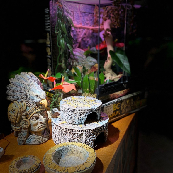 Укрытие Exo Terra Aztec Calendar Stone Hide Out Small